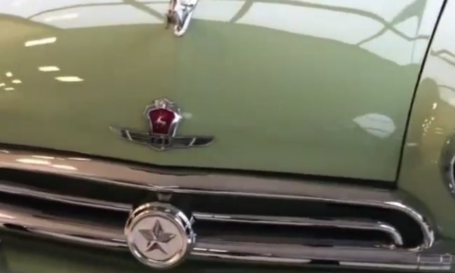 Можно прикупить пару Mercedes: в Сети продают отреставрированную ГАЗ-21 "Волга" – ценник зашкаливает (видео)