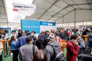 Выставка стартапов, фото: included.co