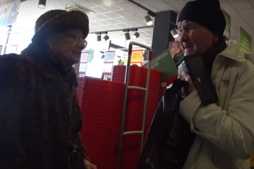 Пенсионеры, фото: скриншот YouTube