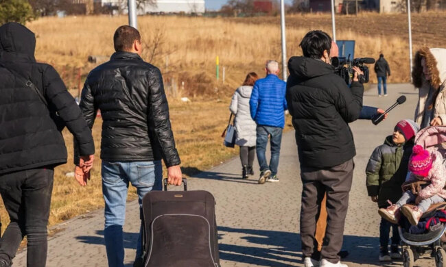 Країни ЄС розглядають виключення українських чоловіків призовного віку з програми тимчасового захисту