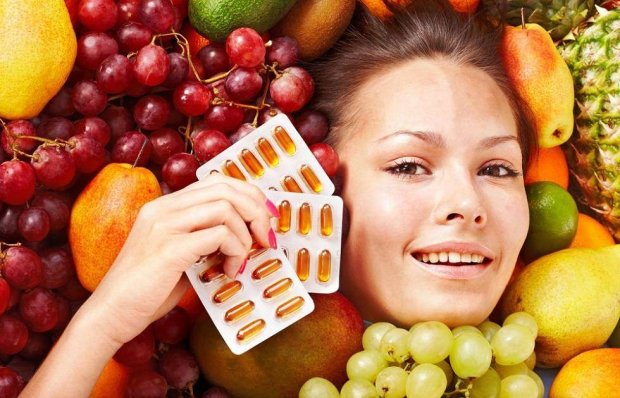 Гинекологи назвали топ-8 витаминов для женщин