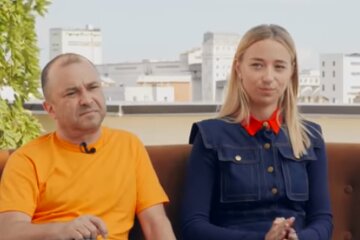 Віктор Павлік з дружиною Катею. Фото: скріншот YouTube-відео