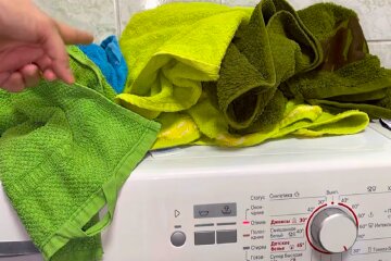 Прання. Фото: YouTube