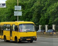 Киев восстал против маршруток: душно, грязно, о дистанции нет и речи