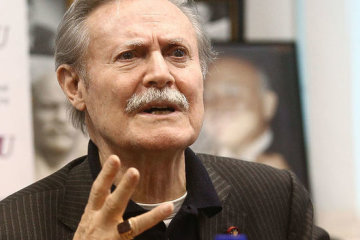 Звезда советского кино и кумир миллионов попал в реанимацию: жизнь под угрозой