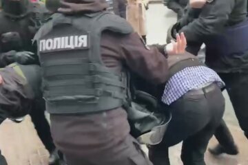 Задержания полицией. Фото: скриншот Youtube-видео