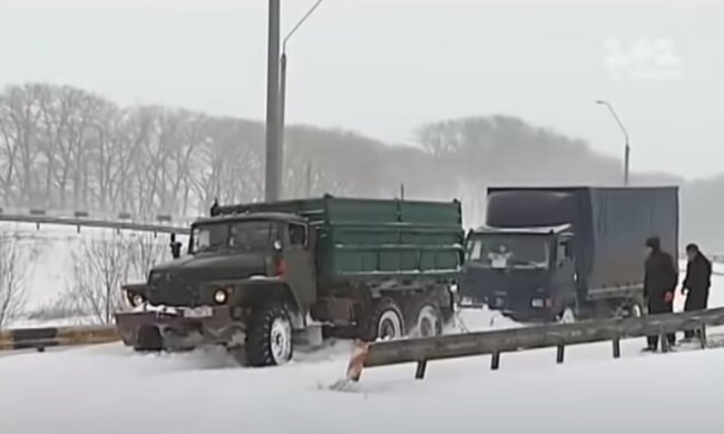 Зима: Скриншот YouTube