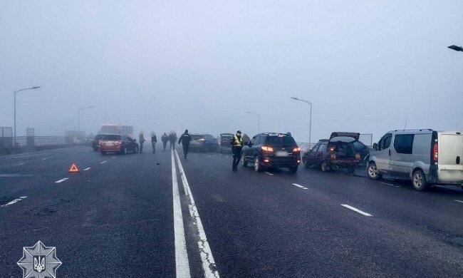 ДТП во Львове.  Фото: Патрульной полиции Львовской области