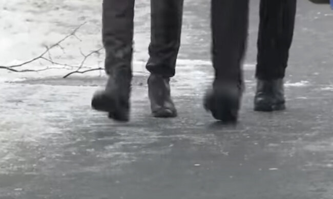 Обувь. Фото: youtube.com