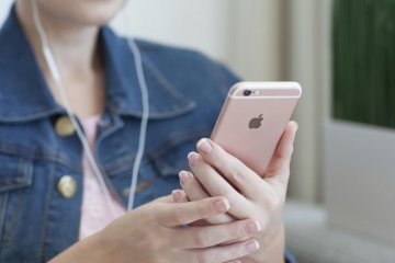 IPhone