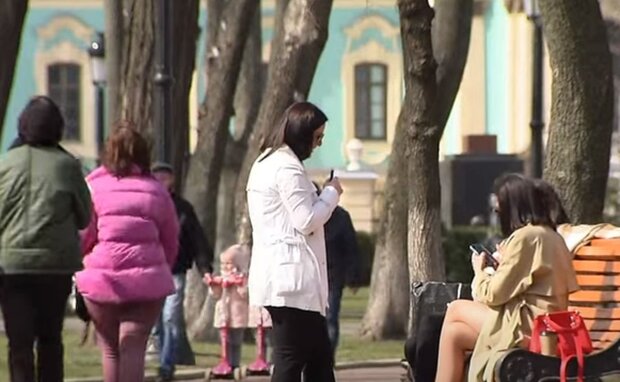 Весенняя погода в Украине. Фото: скриншот YouTube-видео