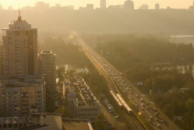 Назвали главную причину грязного воздуха в Киеве: ничего не делается годами