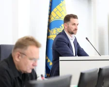Львівська поліклініка, реєстратура, запис до лікаря