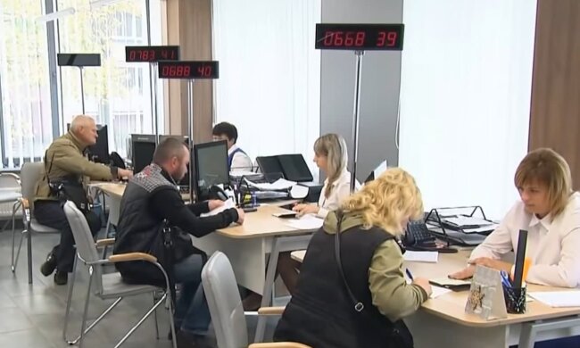 Получатели пособий. Фото: скриншот Youtube-видео