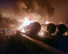 Окупантам дуже гаряче на Донеччині: бавовна прийшла на величезну нафтобазу. Фото наслідків