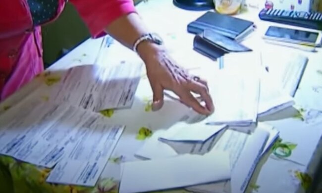 Комунальні платежі. Фото: скріншот YouTube-відео