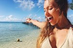 Регина Тодоренко похвасталась сказочным отдыхом и ярким купальником. Фото