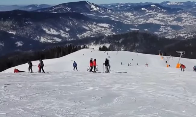 Украинцы отравились на горнолыжном курорте, фото: скриншот с youtube