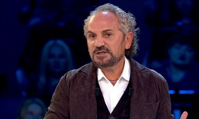 Савик Шустер