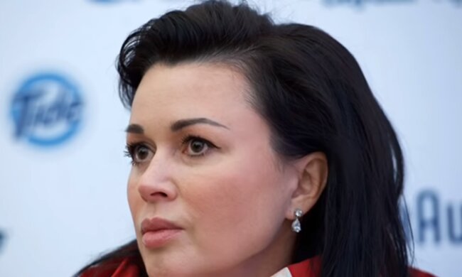 Анастасия Заворотнюк. Фото: скриншот YouTube