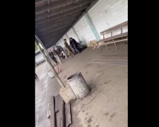 У мережі з'явилося відео, як із бусифікованих роблять "добровольців"