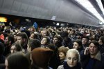 ЧП в Киевском метрополитене: общий сбой по всей сети. Переполох и давка