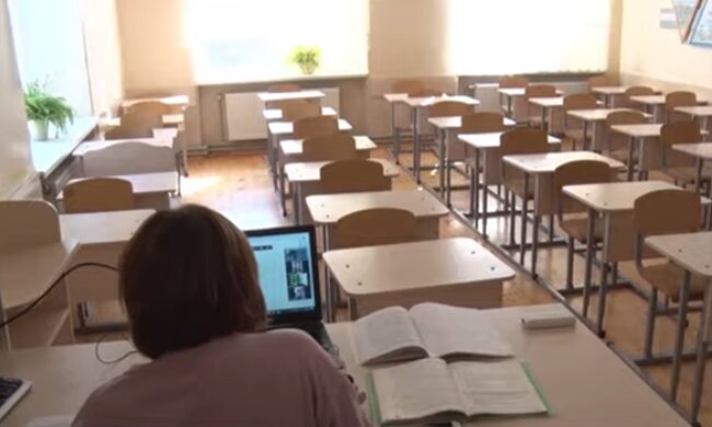 Как будут работать школы и детсады в период локдауна. Фото: скриншот YouTube-видео