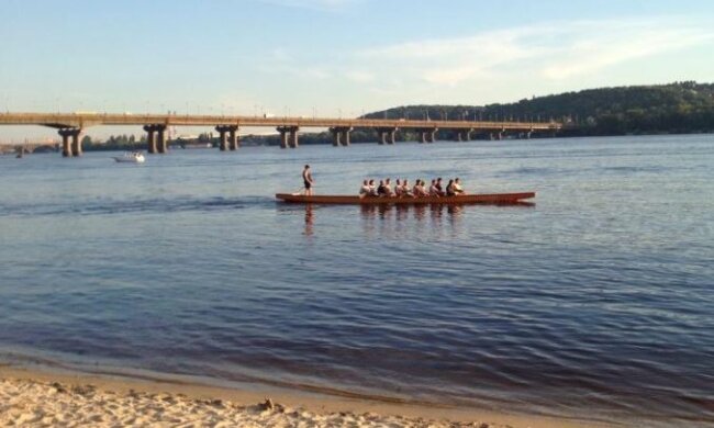 Киевлянам придется забыть о пляжах до следующего лета: дело не только в осени, причины