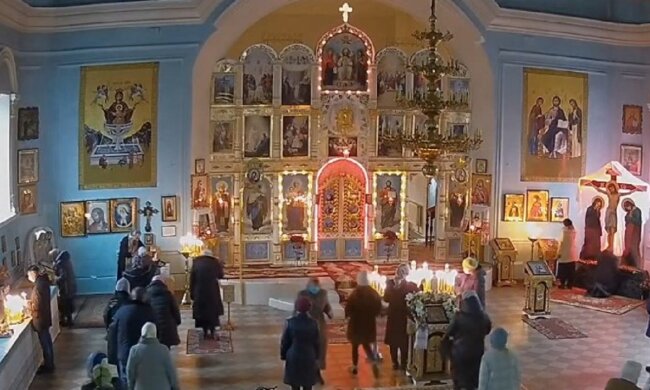 Служба в храме. Фото: скриншот Youtube