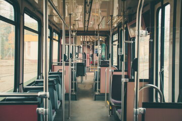 Бесплатного проезда больше не будет: пенсионеров предупредили как теперь пользоваться транспортом