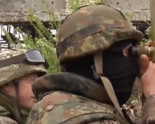 Четверо защитников Украины получили ранения. Фото: скриншот YouTube