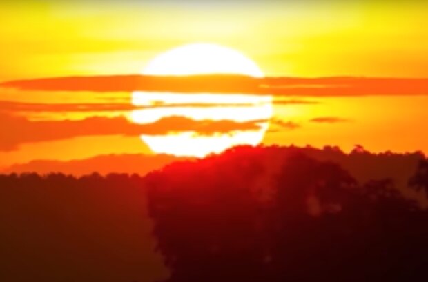 Закат. Фото: скріншот YouTube-відео