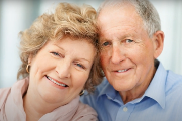 Пенсионерам рассказали, какие услуги они могут получить бесплатно. Фото: YouTube