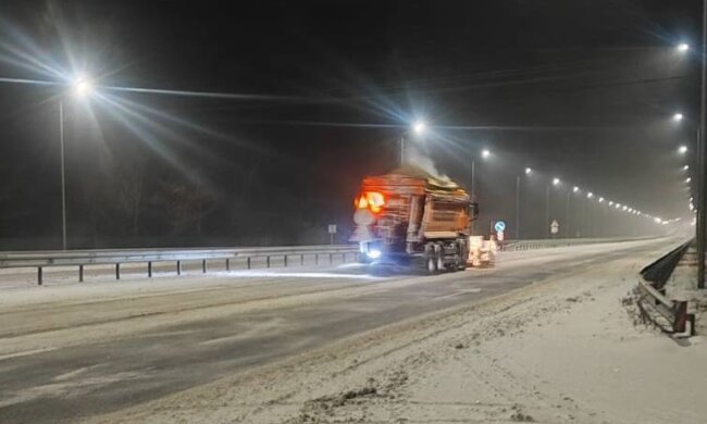 Крижаний дощ, туман і суцільна ожеледь: 28 січня в Україні оголошений перший рівень небезпеки