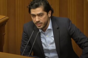 Гео Лерос. Фото: YouTube, скрин