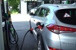 Автозаправна станція. Фото: скріншот YouTube-відео