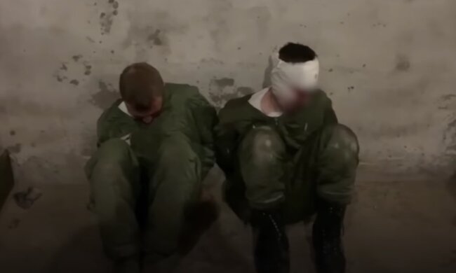 Полонені окупанти. Фото: YouTube, скрін