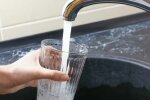 Нет даже в больнице: днепряне просидят весь день без воды, известна причина