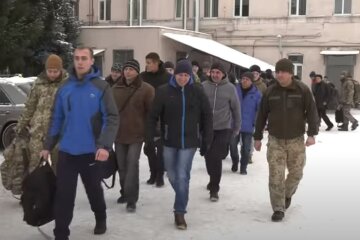 Мобілізація багатодітних батьків в 2026 році - що потрібно знати. Фото: скріншот YouTube-відео
