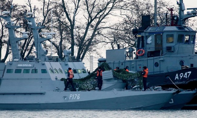 Украинские корабли вернули без вооружения и навигации