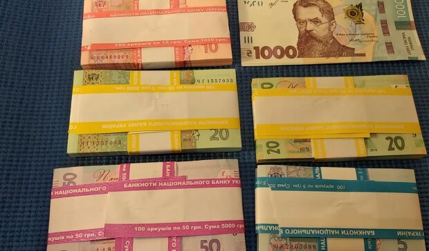 Украинцы перекрестились: что будет с курсом доллара, прогноз эксперта