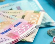 Пенсіонери з грошима — доплата за понаднормовий стаж