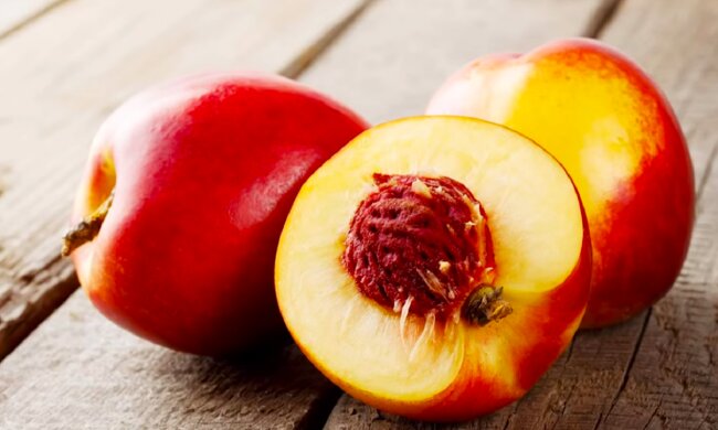 Персики. Фото: YouTube