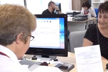 Пенсіонерка. Фото: скріншот YouTube-відео