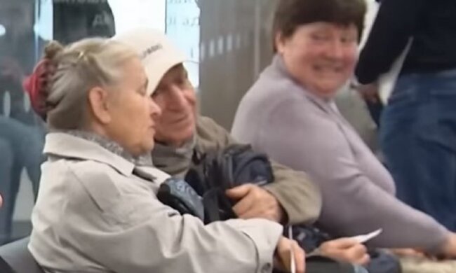 Пенсіонери. Фото: скриншот Youtube-відео