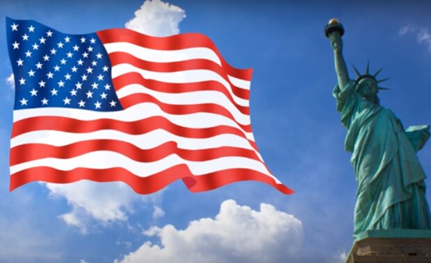 Флаг США. Фото: скриншот видео