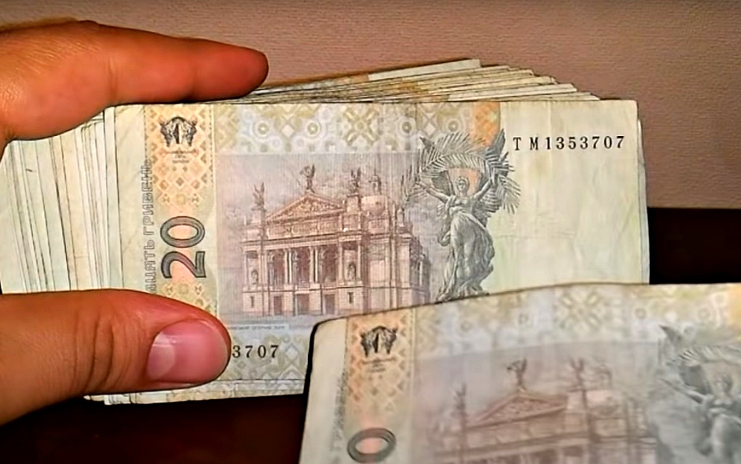 Какие суммы придется выложить за владение домом, квартирой и авто в ...