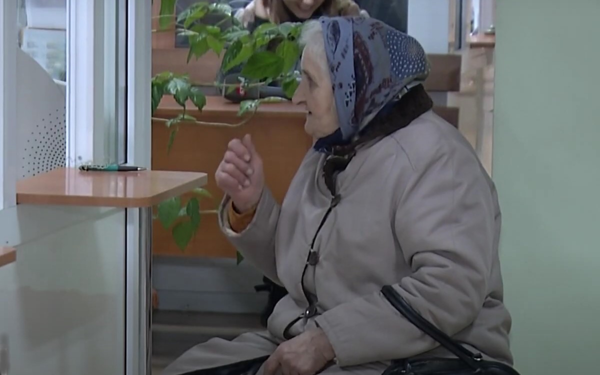 Пенсионный фонд украины новости. Звонок Украине пенсионерке видео.