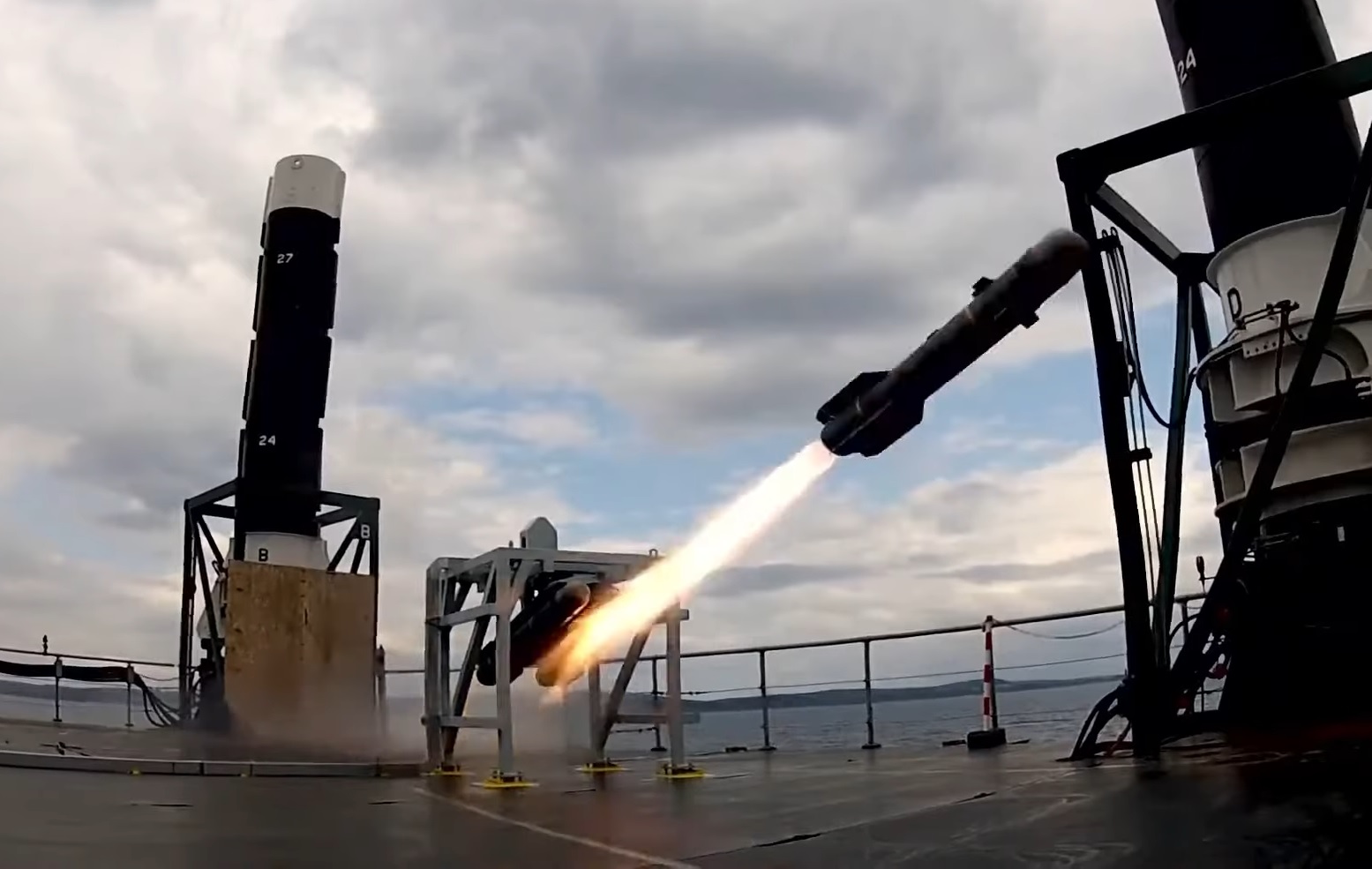 Буксируемые радиолокационные ловушки. Ракета scalp eg. Пзрк рапира. Ракеты brimstone для украины. Ракеты англии.