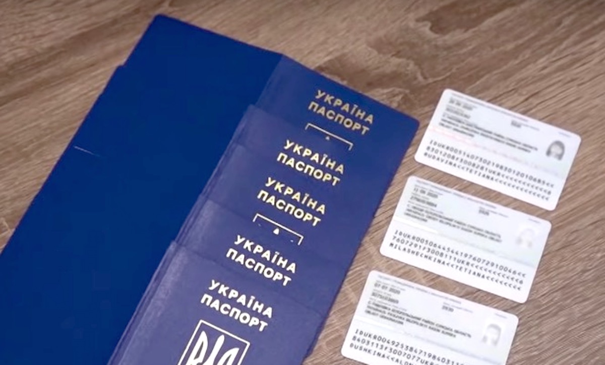 Адвокат розповіла, як можуть покарати за неоформлення ID-картки у 14 років